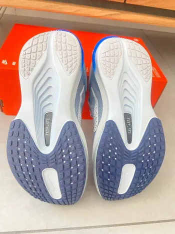 Used Nike Zoom Fly 6 bike — image 7 of 9