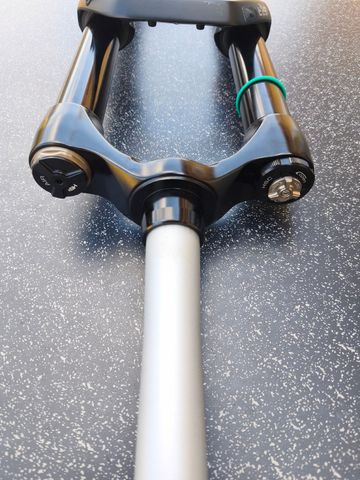 Used Ext ERA V2 HS3 bike — image 4 of 9