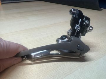 Used Campagnolo Chorus 11 Speed Front Derailleur Drivetrain & Pedals