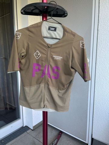 Pas Normal Studios Rennrad Trikot bike d'occasion — image 1 sur 2