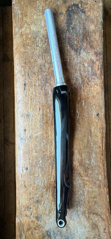 Used Trek Domane ALD4 Fork 2025 bike — image 2 of 6