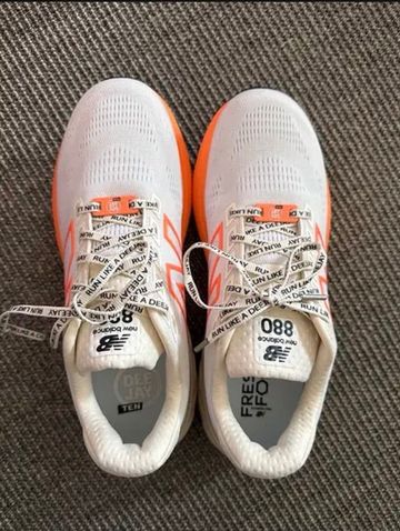 Used New Balance 880 deejay ten 2025 Running Shoes