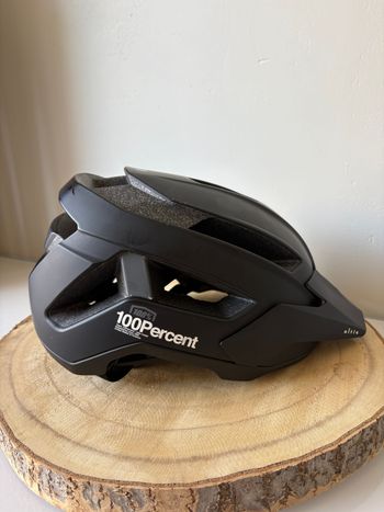 Brugt 100% Altis Helmet bike — billede 8 af 8