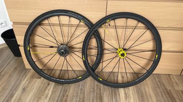 Used Mavic Ksyrium 125 Road Wheel Set Wheels
