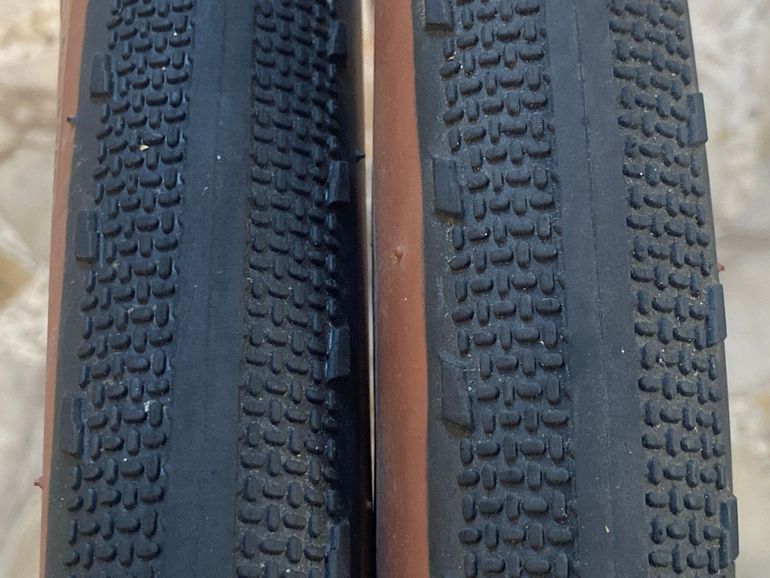 Brugt Pirelli Cinturato 2025 bike — billede 2 af 3
