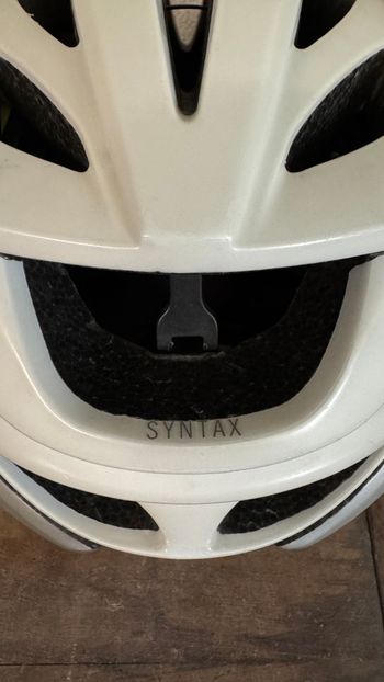 Giro Syntax Helmet 2020 bike d'occasion — image 5 sur 7