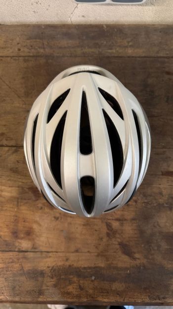 Giro Syntax Helmet 2020 bike d'occasion — image 2 sur 7