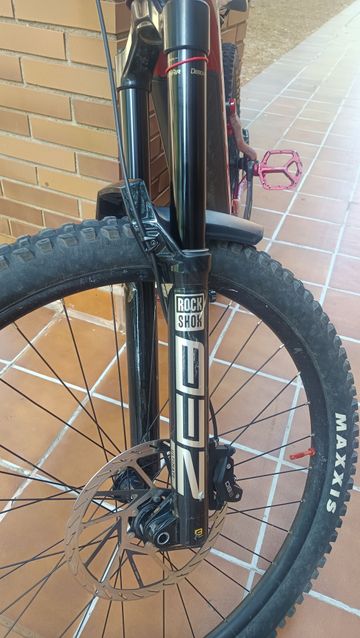Tweedehands RockShox Zeb Select Fork 2025 bike — afbeelding 1 van 7