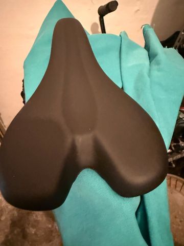 Tweedehands Zwift Saddle 2025 bike — afbeelding 2 van 5