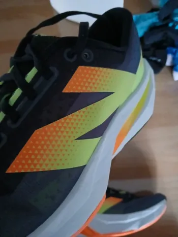 New Balance Rebel bike d'occasion — image 5 sur 12