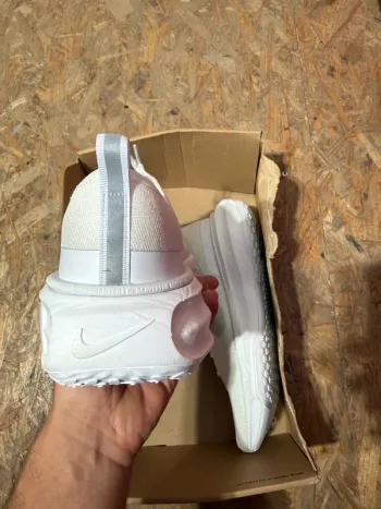 Tweedehands Nike ZoomX Invincible Run Fk 3 bike — afbeelding 7 van 9