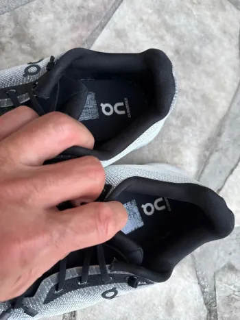 On Running Cloud bike d'occasion — image 9 sur 10