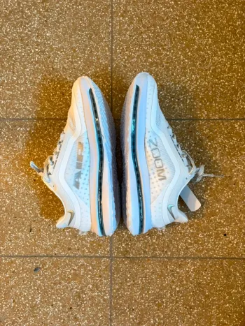 Tweedehands Nike Schuhe bike — afbeelding 4 van 4