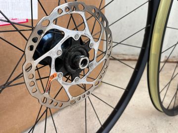 Used Stans Notubes Crest MK4 MTB Wheels 2022 bike — image 3 of 7