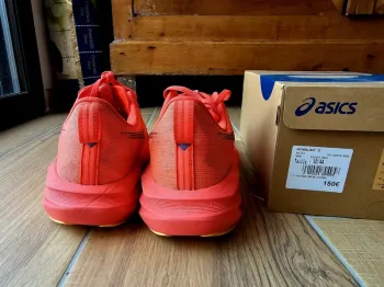 Gebrauchtes Asics Novablast 5 bike — Bild 4 von 10