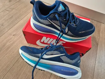 Gebrauchtes Nike Vomero 18 bike