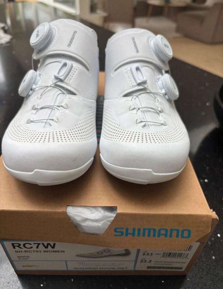 Used Shimano RC7 – € 100 | buycycle