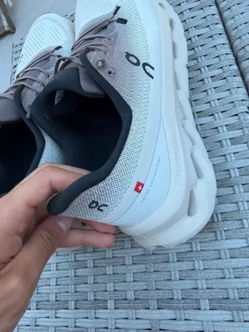Gebrauchtes On Running On Shoes bike — Bild 6 von 8
