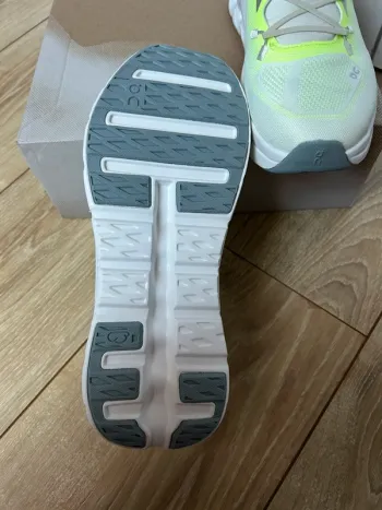 Used On Running Cloud bike — image 5 of 5