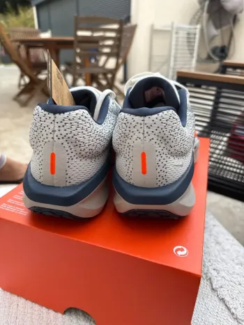 Gebrauchtes Orange Nike Air Winflo 11 bike — Bild 4 von 7
