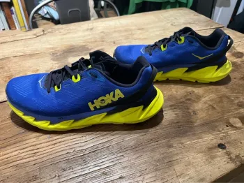 Käytetty Hoka Elevon 2 bike