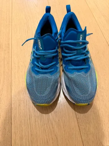 Gebrauchtes Asics Running Shoes bike — Bild 2 von 3