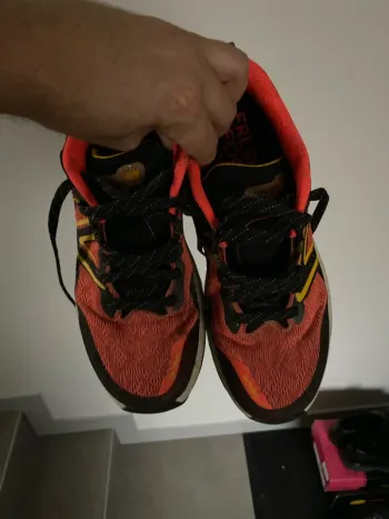 New Balance Fresh Foam bike d'occasion — image 3 sur 6