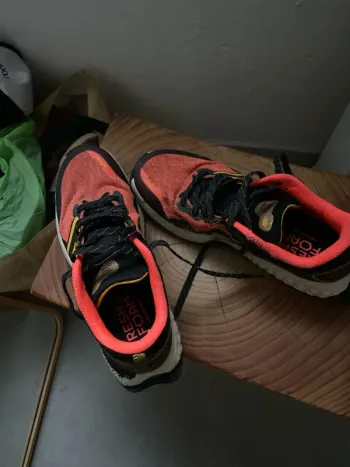 New Balance Fresh Foam bike d'occasion — image 4 sur 6