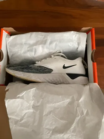 Used Odyssey React Flyknit 2 bike — image 10 of 11