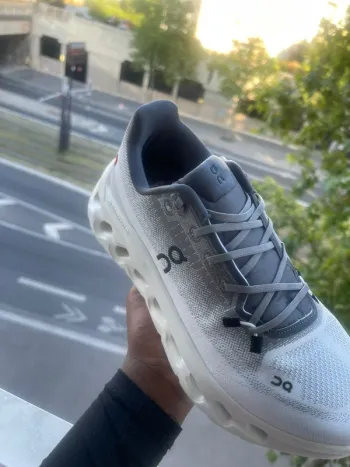 Used On Running On Cloud bike — image 6 of 7