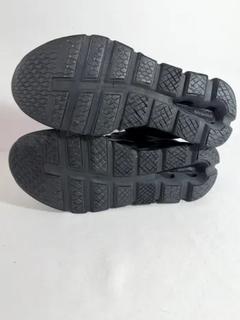 Used On Running Cloudrunner Waterproof bike — image 7 of 8
