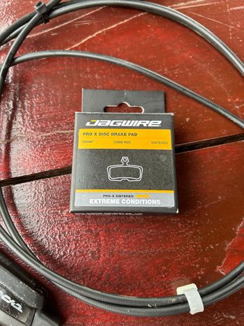 Używany Sram Code Silver Stealth (Code Ultimate) + 200mm HS2 rotors 2025 bike — zdjęcie 7 z 8