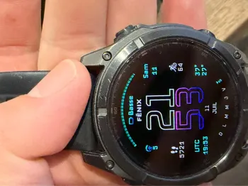 Used Garmin Fenix 8 bike — image 6 of 8