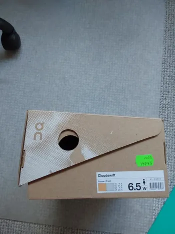 Tweedehands On Running On Cloud Turnschuhe Größe 37, 5 bike — afbeelding 3 van 6