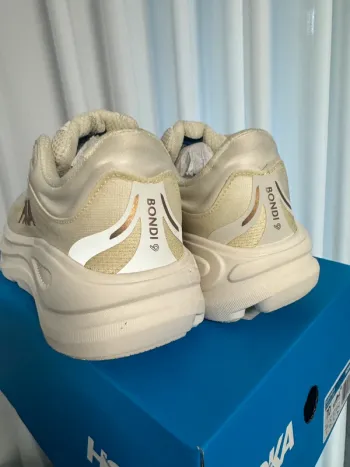Použité Hoka Shoes size 40 bike — obrázek 4 z 6
