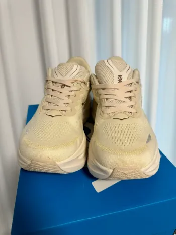 Použité Hoka Shoes size 40 bike — obrázek 2 z 6