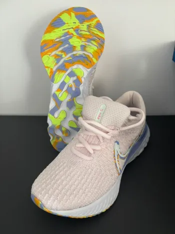 Used Nike Flyknit bike