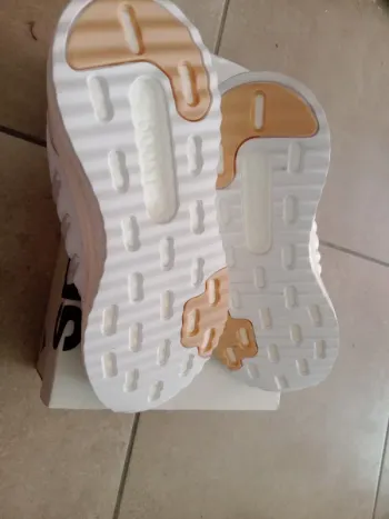 Použité Adidas Running Shoes T38 2/3 bike — obrázek 6 z 7