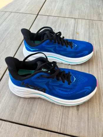 Tweedehands Hoka Clifton 10 bike