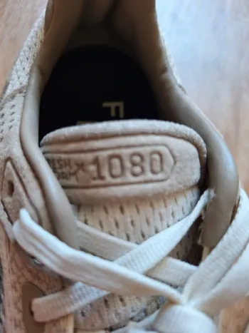 Použité New Balance Fresh Foam x 1080v13 bike — obrázek 8 z 10