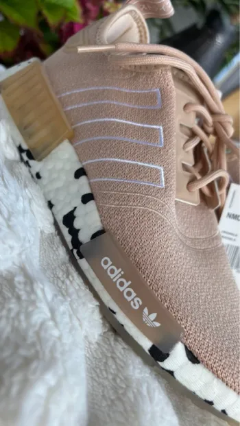 Adidas NMD_R1 bike d'occasion — image 10 sur 15