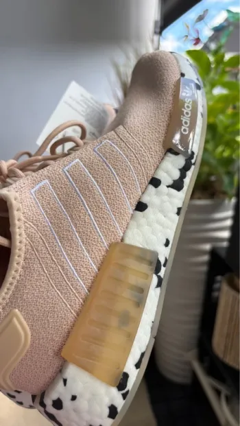 Adidas NMD_R1 bike d'occasion — image 11 sur 15