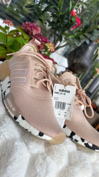 Adidas NMD_R1 bike d'occasion — image 9 sur 15