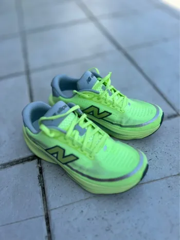 Tweedehands New Balance Ellipse V1 bike