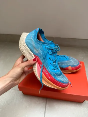Käytetty Nike Vaporfly 2 bike