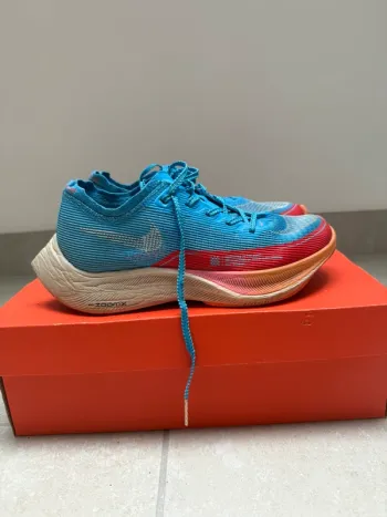 Nike Vaporfly 2 bike d'occasion — image 2 sur 3