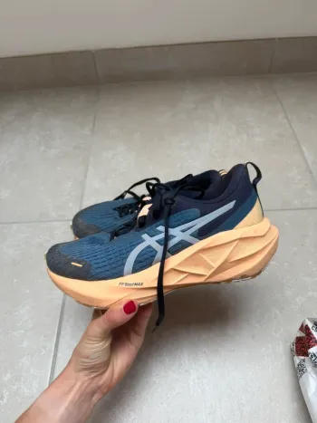 Gebrauchtes Asics Novablast 5 bike
