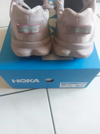 Tweedehands Hoka Torrent 4 W bike — afbeelding 4 van 12