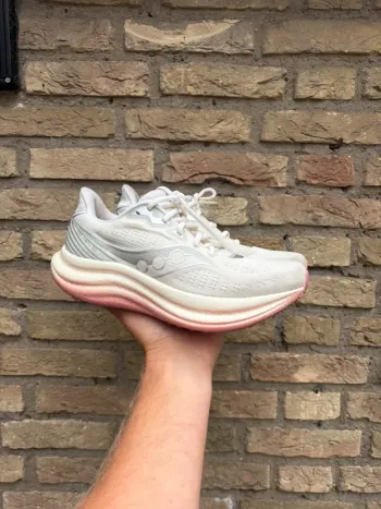 Used Saucony Triumph 23 bike — image 5 of 10