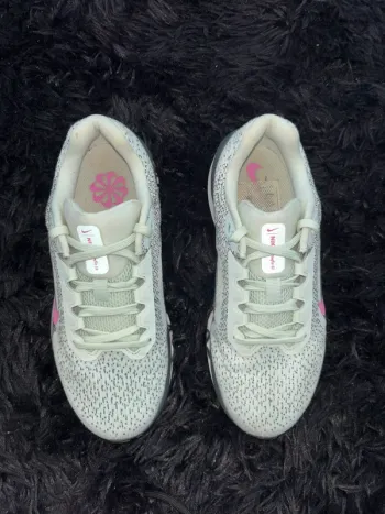 Gebrauchtes Nike running shoes bike — Bild 2 von 7